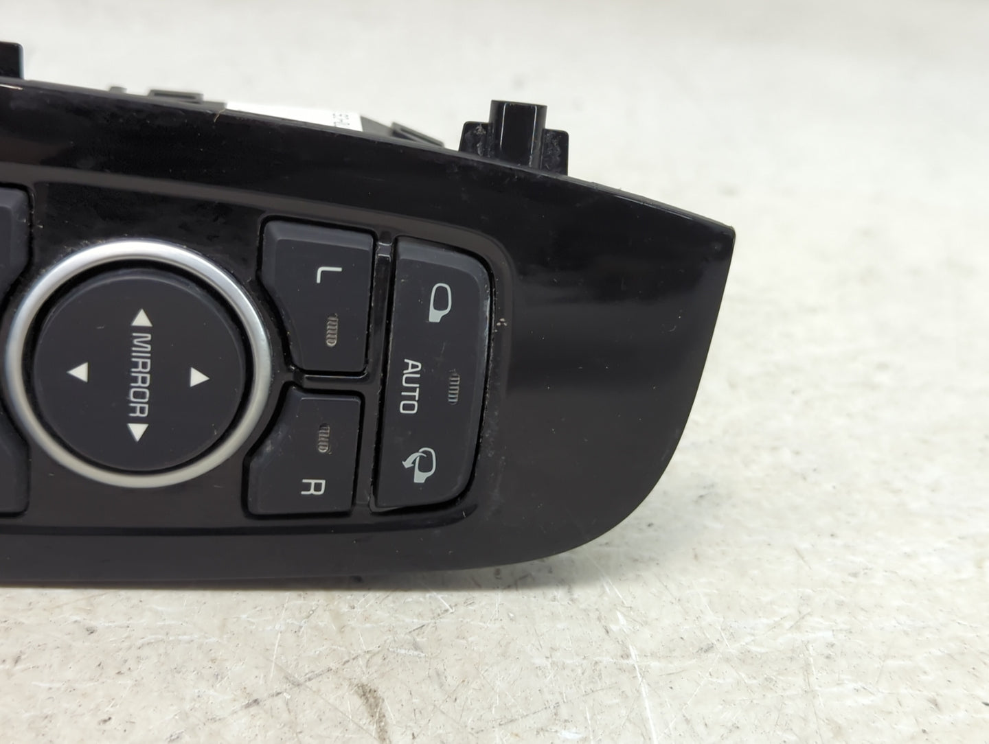 2016-2018 Kia Sorento Master Power Window Switch Replacement Driver Side Left P/N:P93570-C6170AHV Fits Fits 2016 2017 2018 O