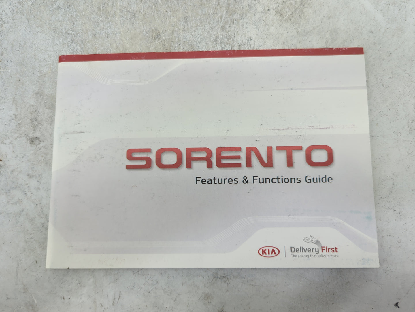 2017 Kia Sorento Owners Manual Book Guide P/N:C6MS7-B5003 OEM Used Auto Parts - Oemusedautoparts1.com