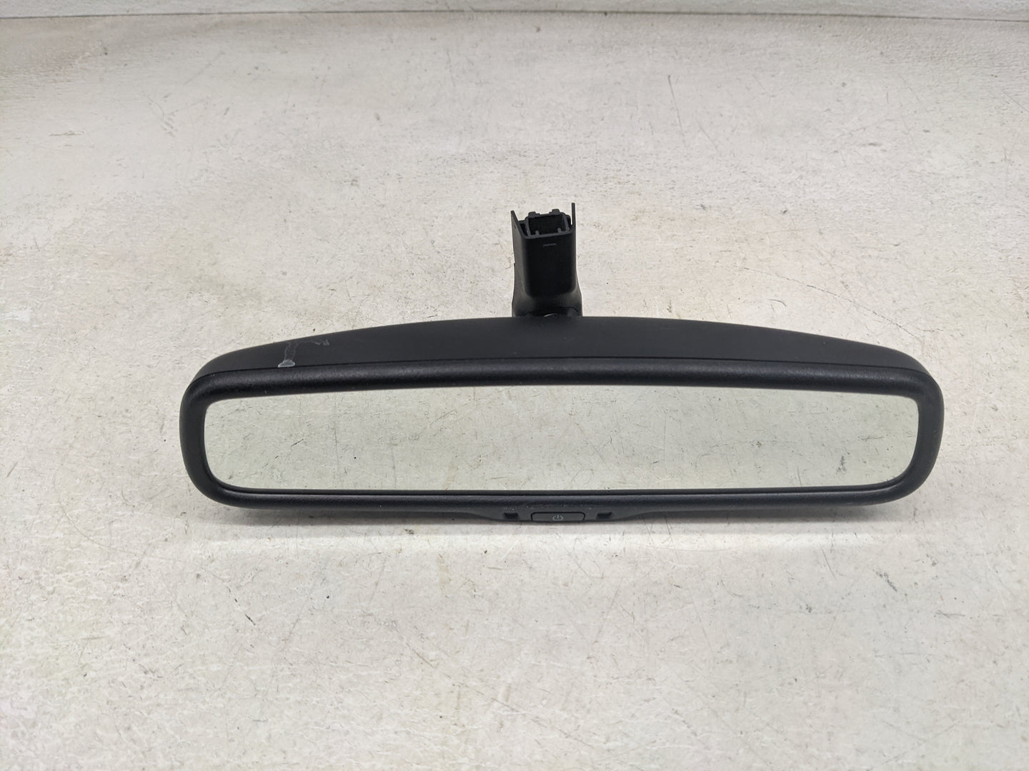 2016-2020 Kia Sorento Interior Rear View Mirror Replacement OEM P/N:028009 GNTX-1136 Fits OEM Used Auto Parts - Oemusedautop