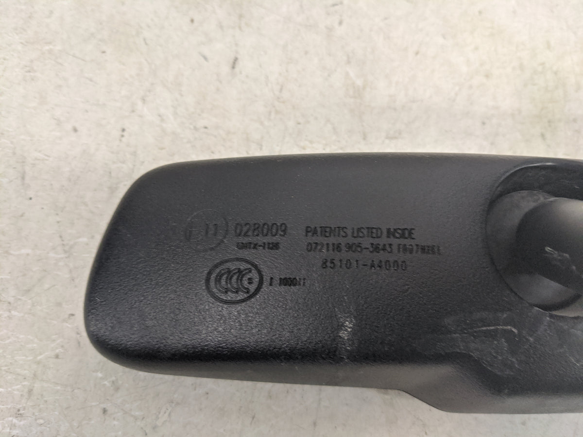 2016-2020 Kia Sorento Interior Rear View Mirror Replacement OEM P/N:028009 GNTX-1136 Fits OEM Used Auto Parts - Oemusedautop