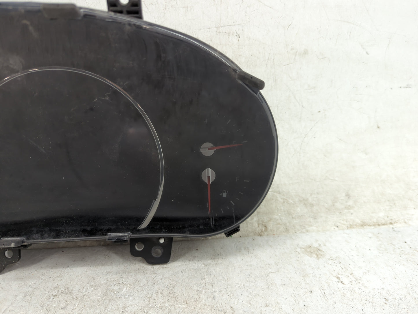 2016-2018 Kia Sorento Instrument Cluster Speedometer Gauges P/N:94011-C6180 TN157580-68411H Miles: Fits Fits 2016 2017 2018 
