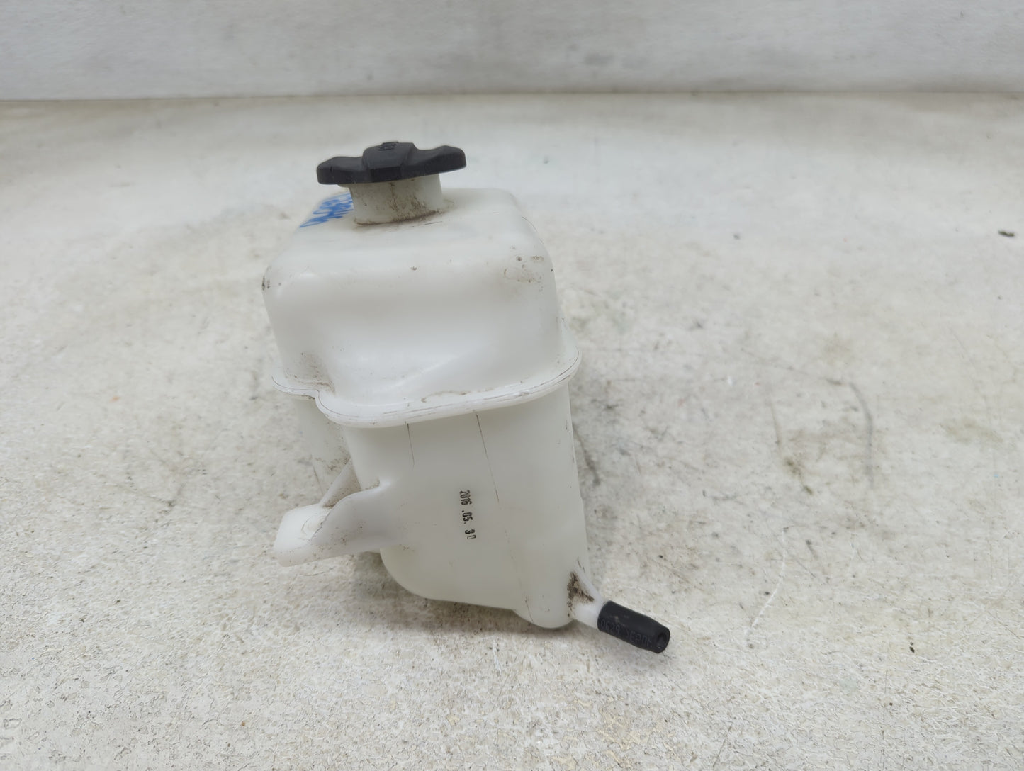 2014-2020 Kia Sorento Radiator Coolant Overflow Expansion Tank Bottle 1465541 - Oemusedautoparts1.com