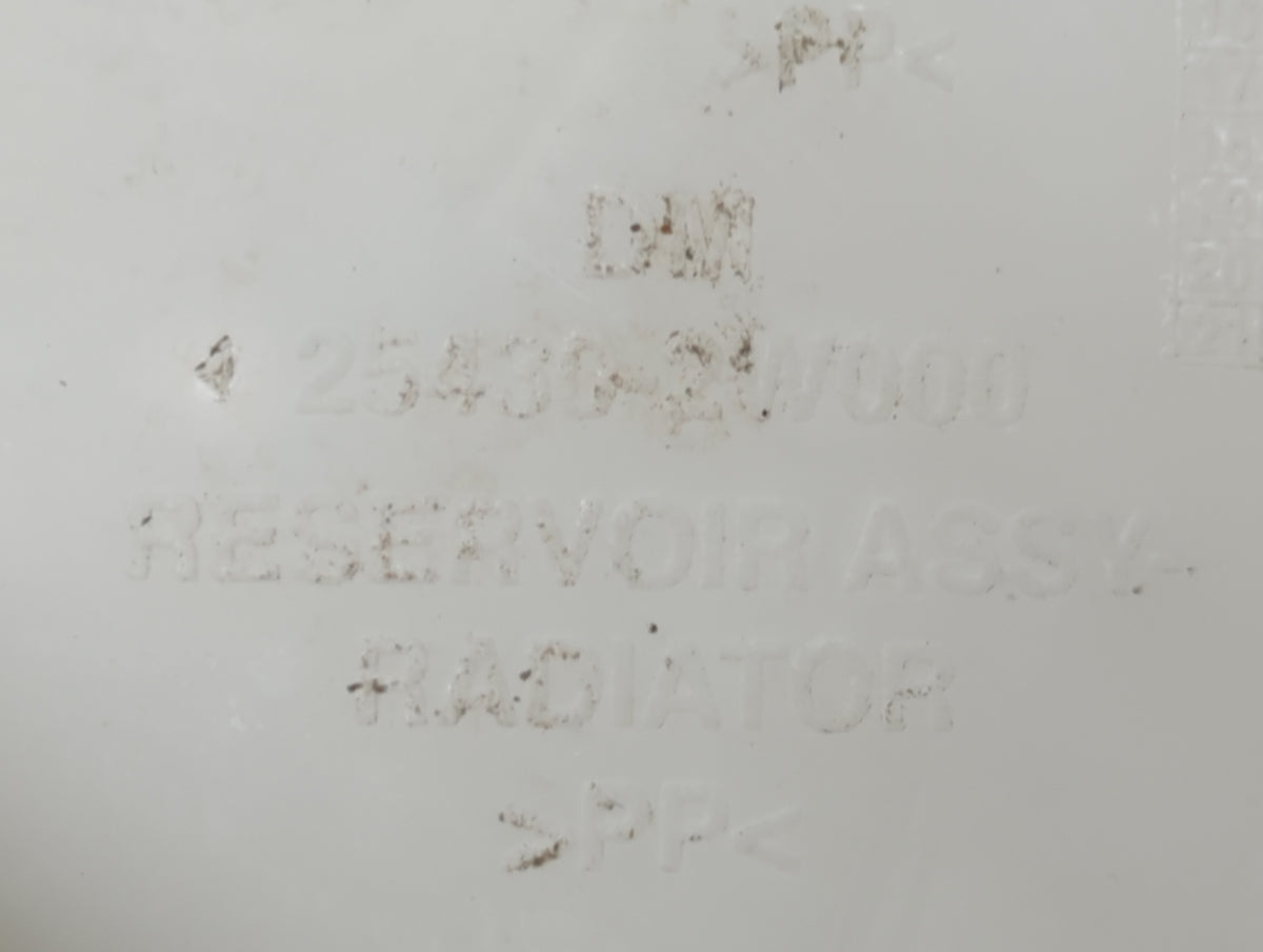 2014-2020 Kia Sorento Radiator Coolant Overflow Expansion Tank Bottle 1465541 - Oemusedautoparts1.com