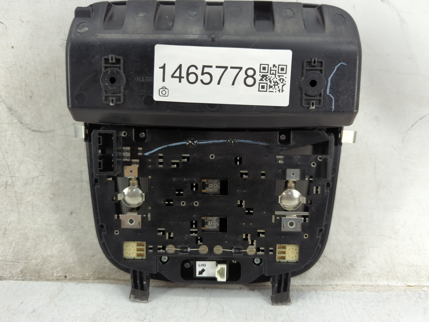 2016-2020 Kia Sorento Overhead Roof Console 1465778 - Oemusedautoparts1.com