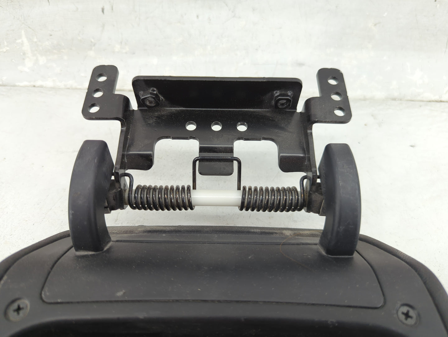 2017 Kia Sorento Center Console Armrest Cover Lid Fits OEM Used Auto Parts - Oemusedautoparts1.com