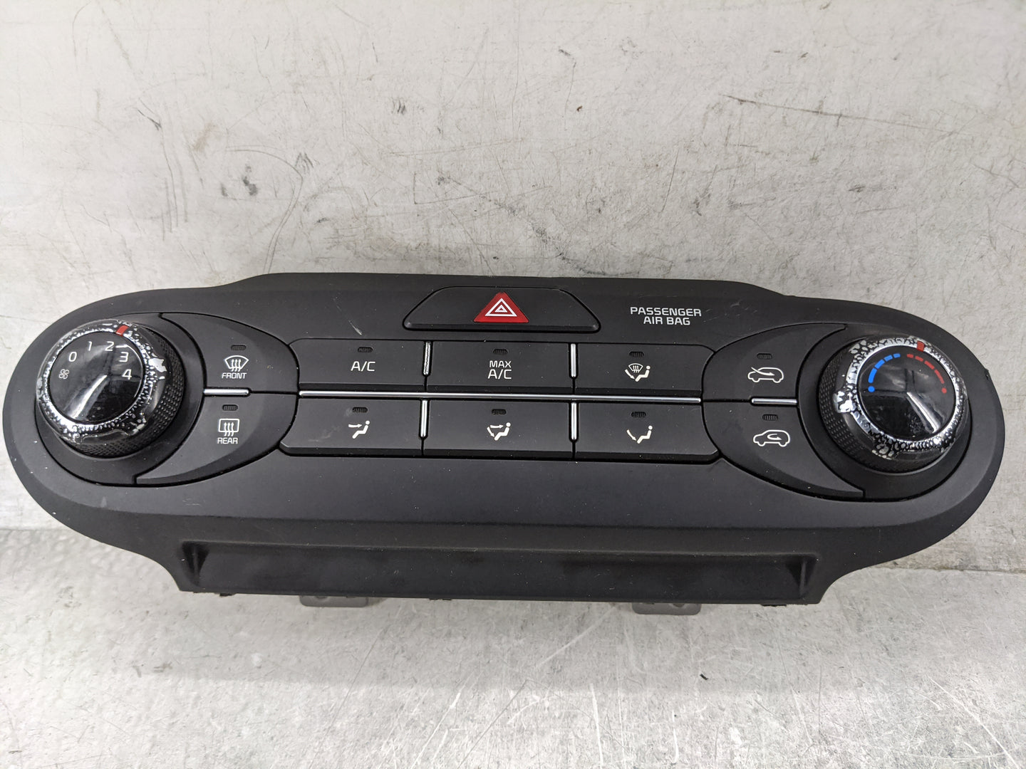 2017-2018 Kia Sorento Climate Control Module Temperature AC/Heater Replacement P/N:97250-C6010 Fits Fits 2017 2018 OEM Used 