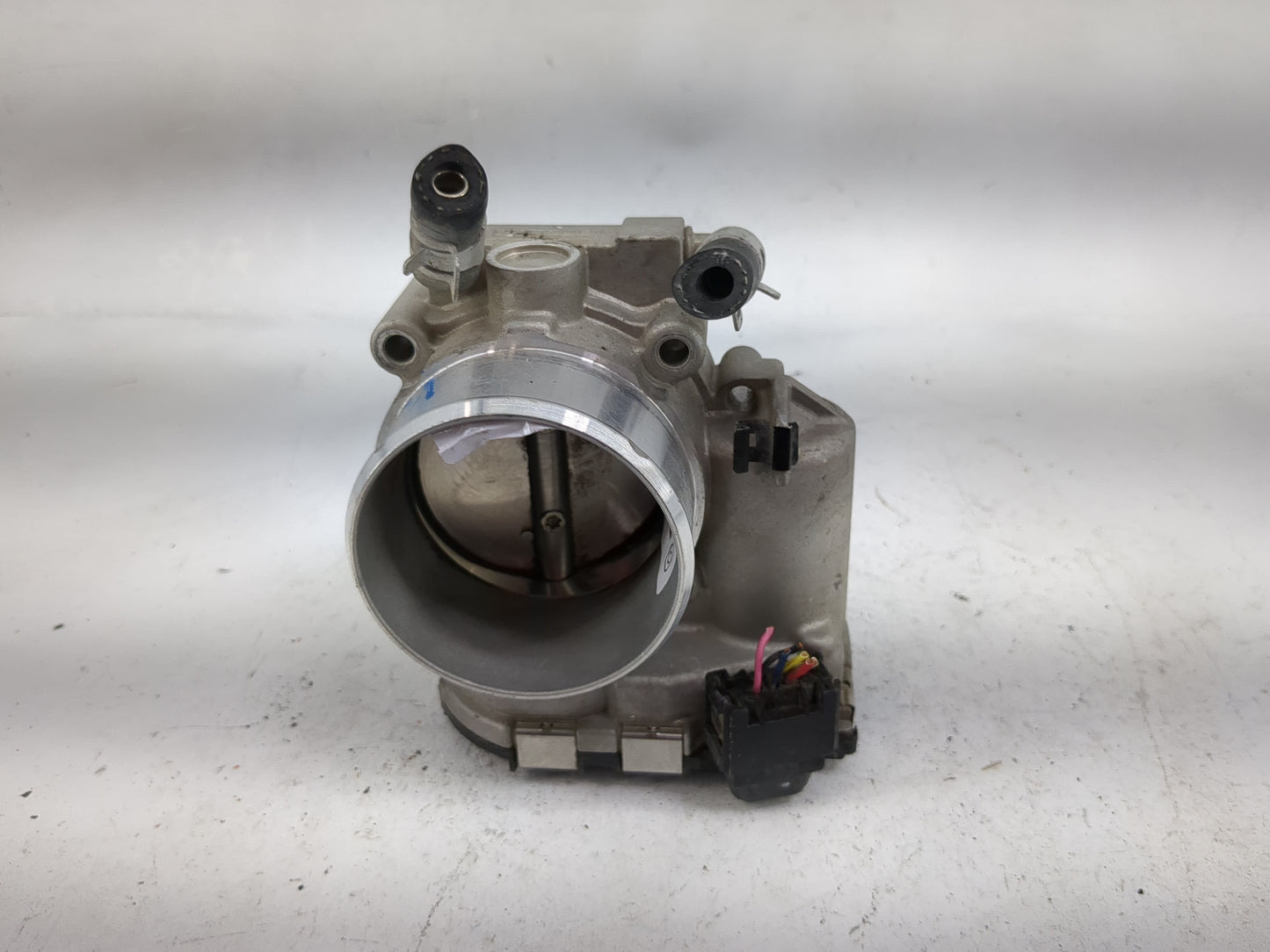 2016-2020 Kia Sorento Throttle Body P/N:35100-2G600 0280750618 Fits Fits 2015 2016 2017 2018 2019 2020 2021 OEM Used Auto Pa