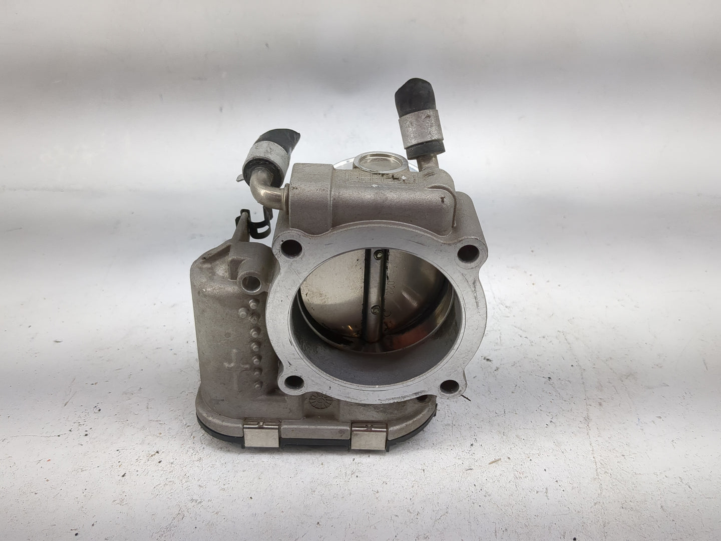 2016-2020 Kia Sorento Throttle Body P/N:35100-2G600 0280750618 Fits Fits 2015 2016 2017 2018 2019 2020 2021 OEM Used Auto Pa