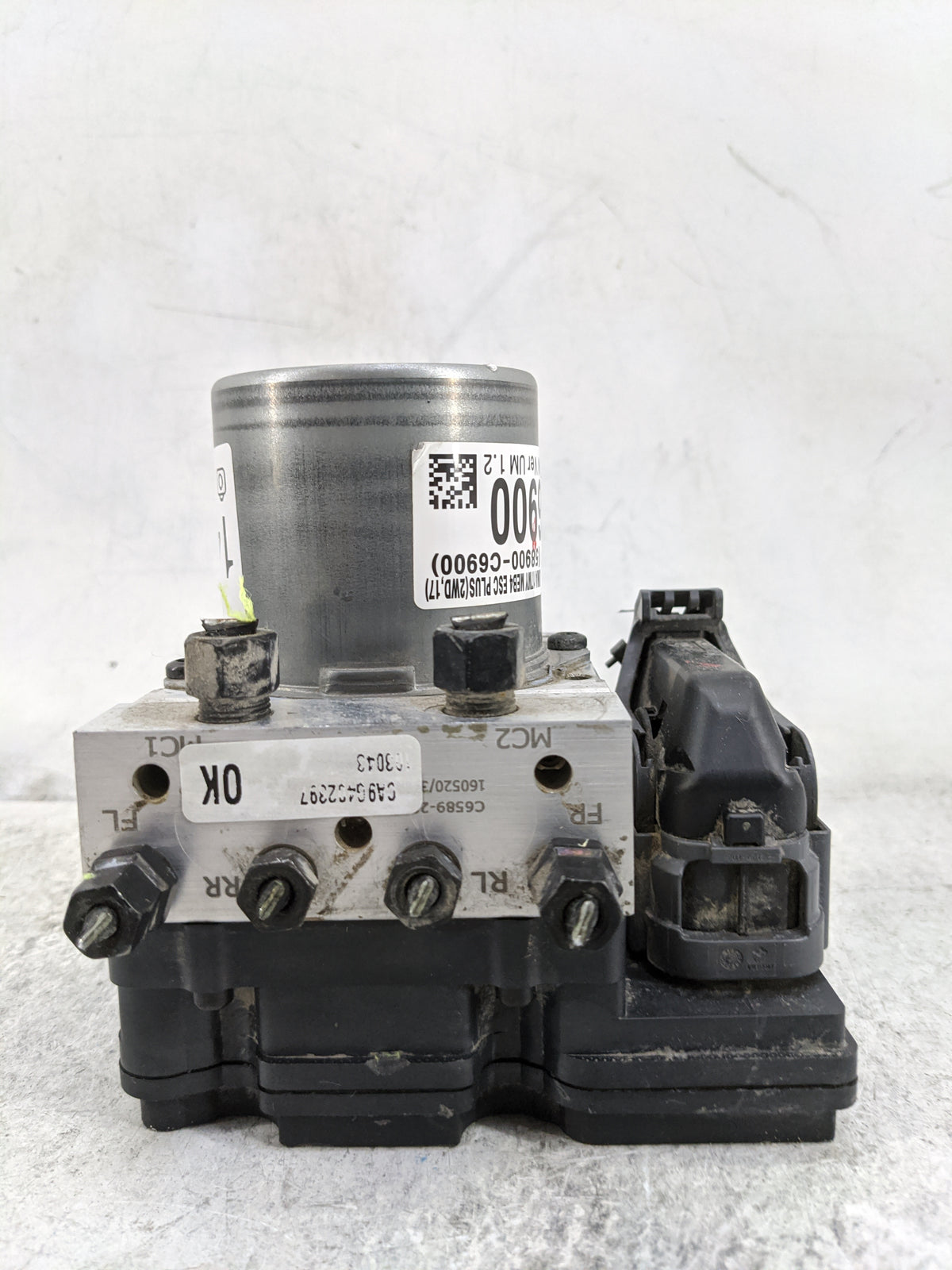 2016-2018 Kia Sorento Anti-Lock Brake ABS Pump Module Actuator OEM P/N:58900-C6900 61589-43100 Fits Fits 2016 2017 2018 OEM 