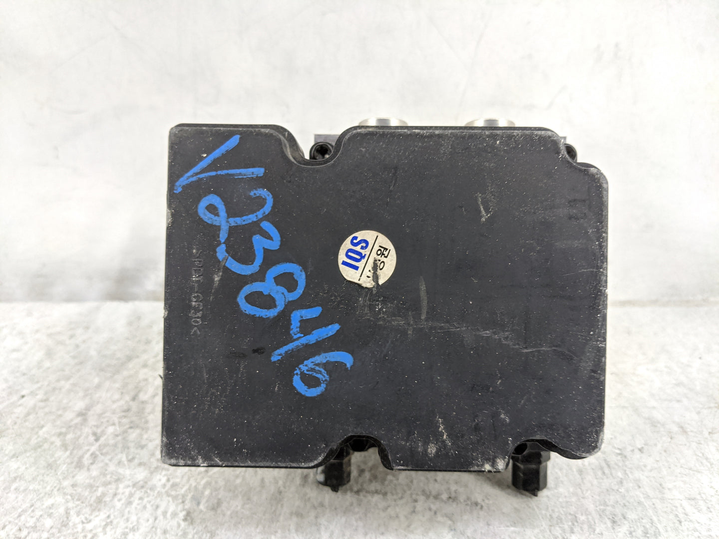2016-2018 Kia Sorento ABS Pump Control Module Replacement P/N:58900-C6900 61589-43100, C6589-30700 Fits Fits 2016 2017 2018 