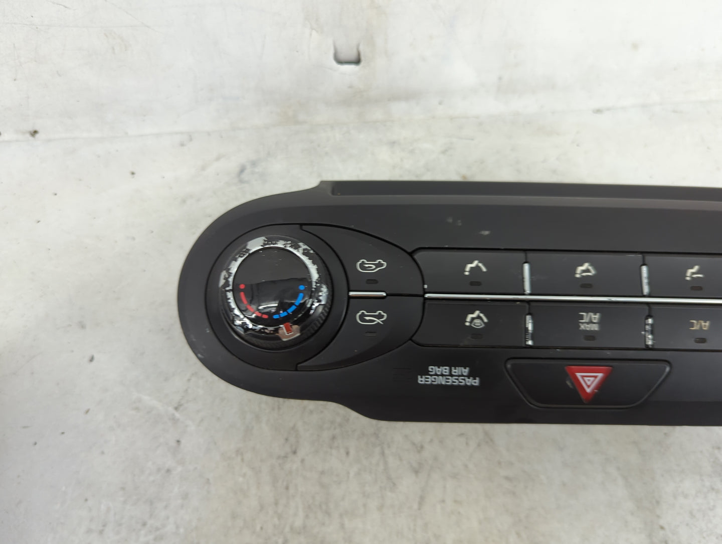 2017-2018 Kia Sorento Climate Control Module Temperature AC/Heater Replacement Fits Fits 2017 2018 OEM Used Auto Parts - Oem