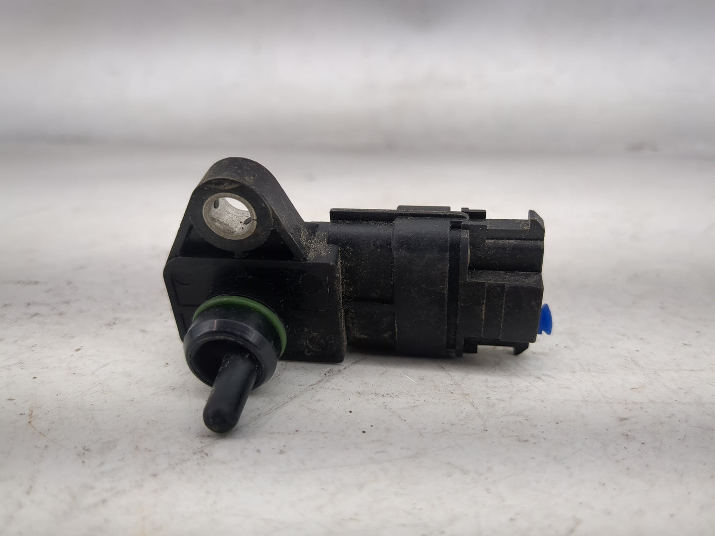 2011-2018 Kia Sorento Mass Air Flow Meter Maf 1487573 - Oemusedautoparts1.com