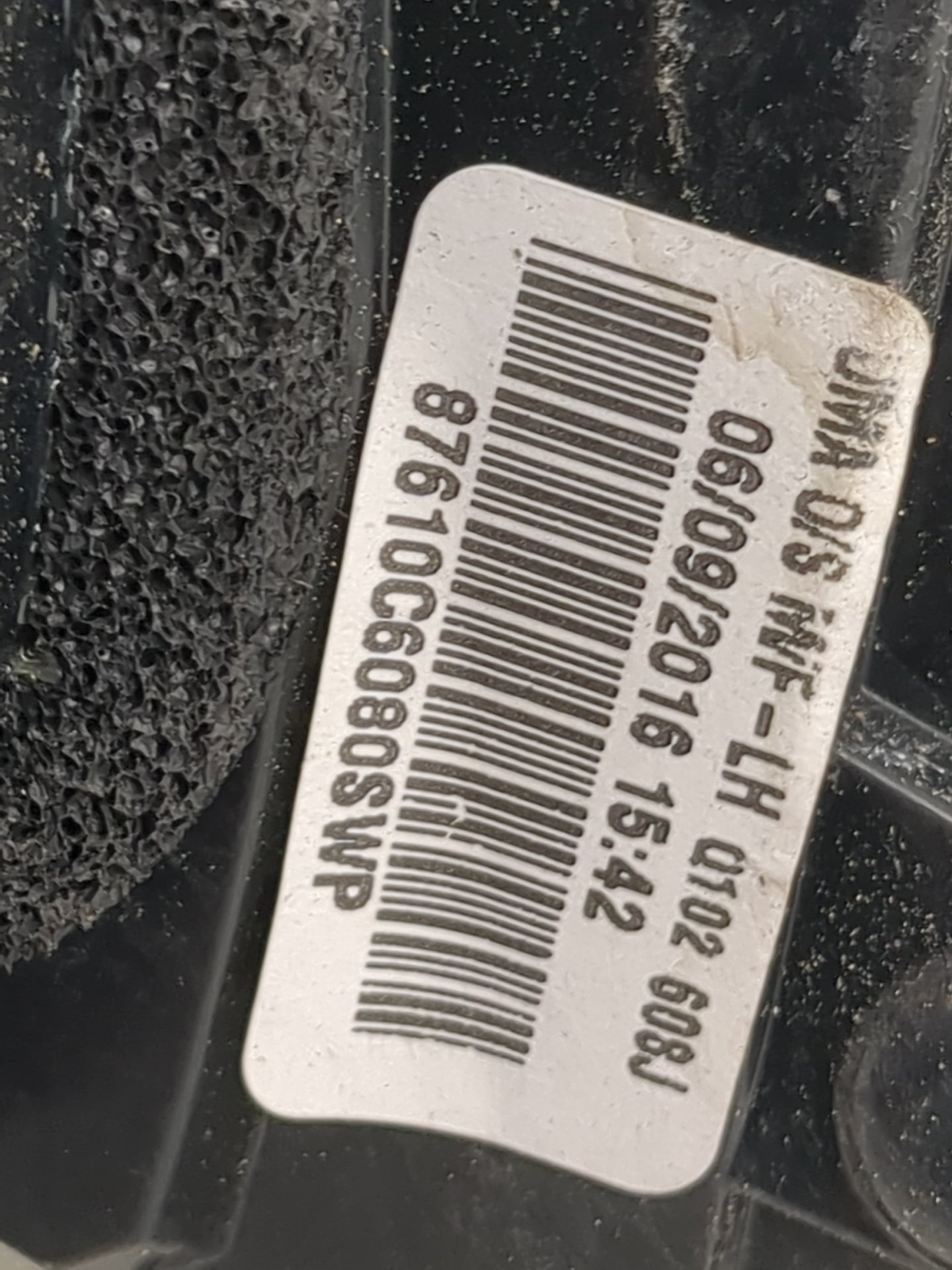 2016-2020 Kia Sorento Driver Side View Mirror - Left Door Mirror OEM Used - Oemusedautoparts1.com