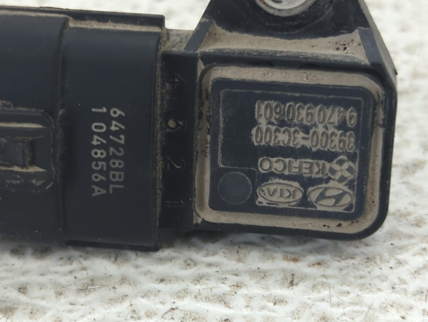2011-2018 Kia Sorento Mass Air Flow Meter Maf 1489971 - Oemusedautoparts1.com
