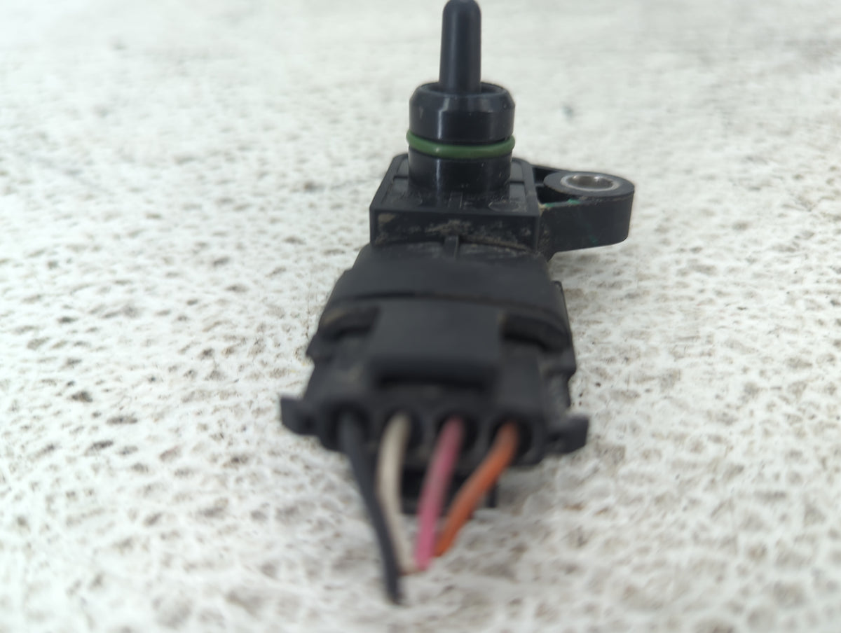 2011-2018 Kia Sorento Mass Air Flow Meter Maf Sensor 1489971 - Oemusedautoparts1.com