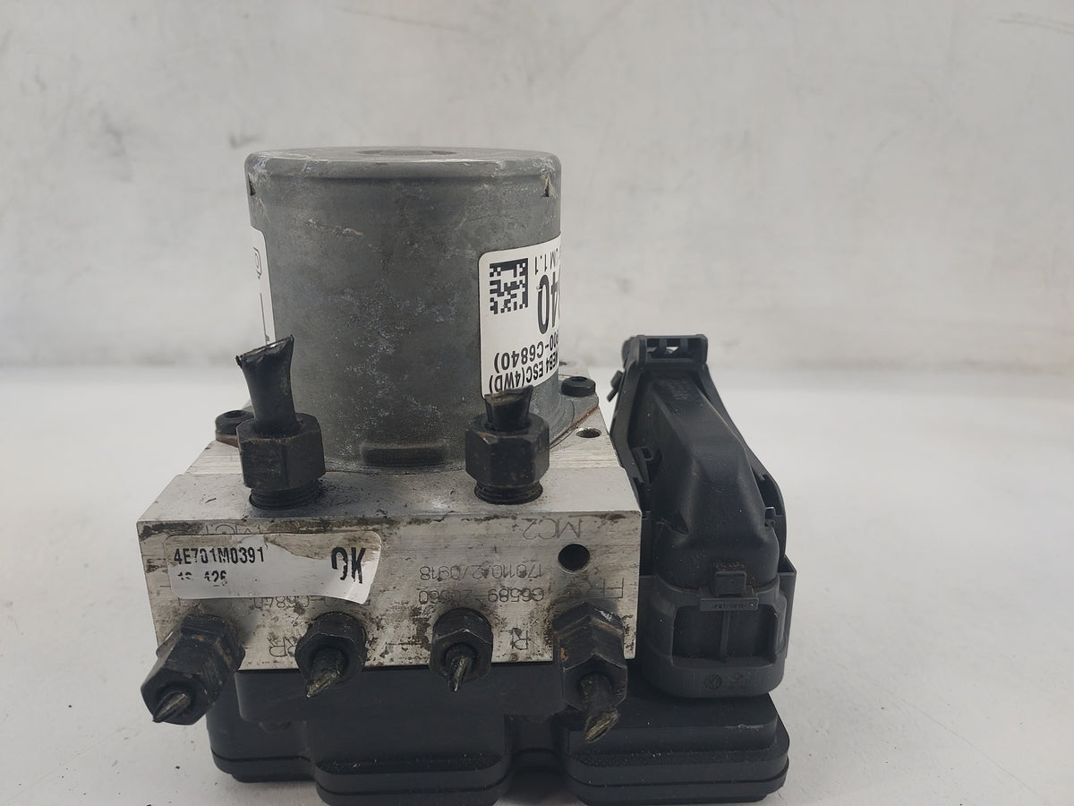 2016-2018 Kia Sorento Anti-Lock Brake ABS Pump Module Actuator OEM P/N:58920-C6840 58900-C6840 Fits Fits 2016 2017 2018 OEM 