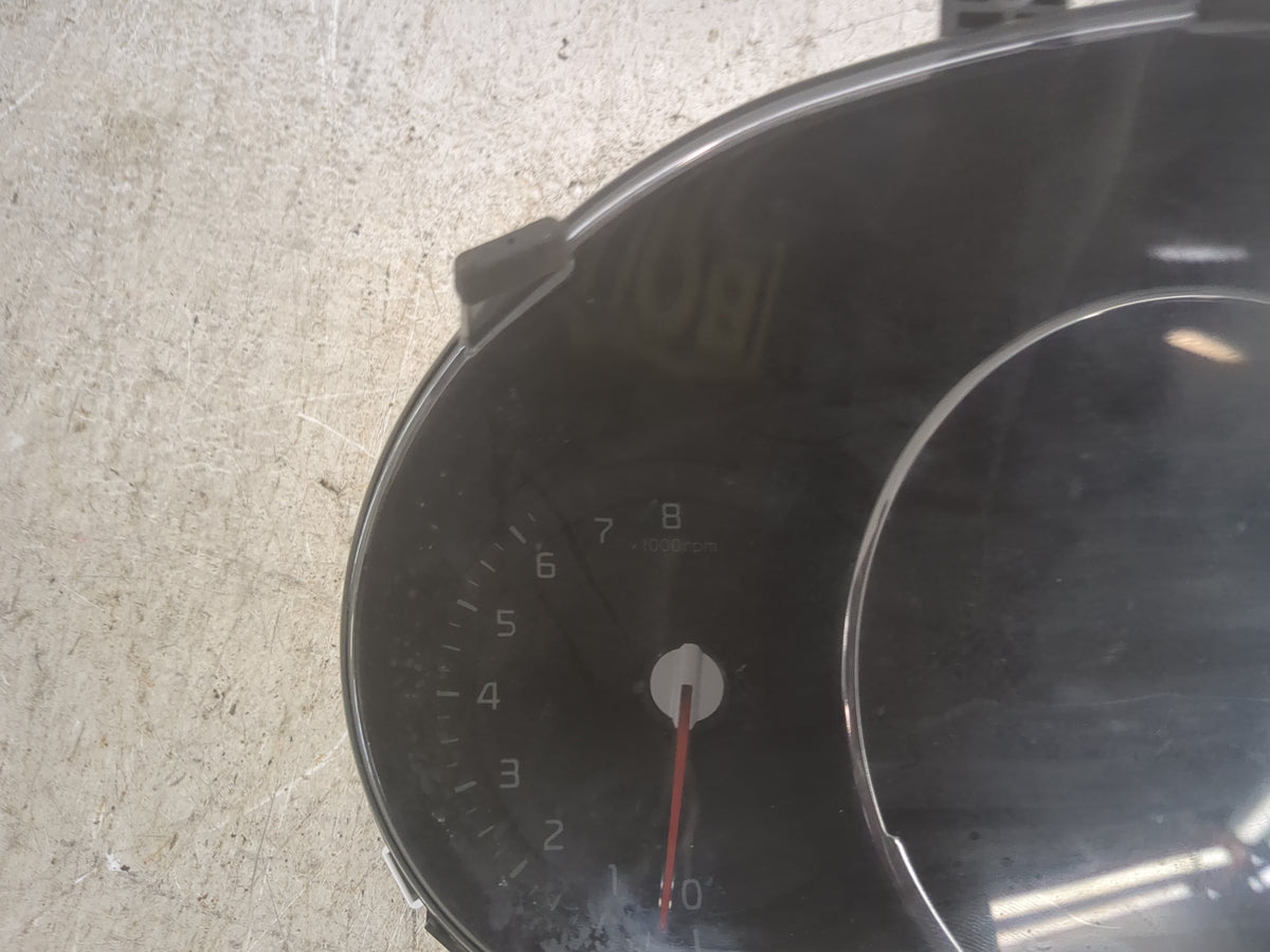2016-2018 Kia Sorento Instrument Cluster Speedometer Gauges P/N:94011-C6001 TN157580-67211H Miles: Fits Fits 2016 2017 2018 