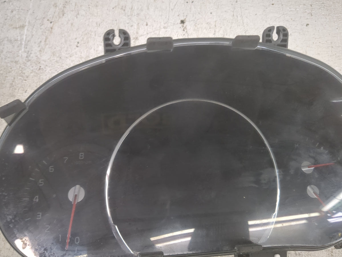 2016-2018 Kia Sorento Instrument Cluster Speedometer Gauges P/N:94011-C6001 TN157580-67211H Miles: Fits Fits 2016 2017 2018 