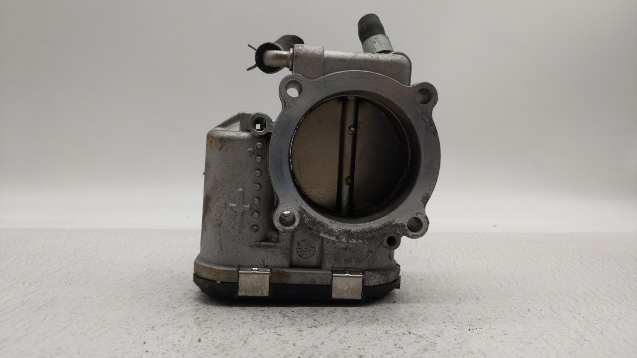 2016-2019 Kia Sorento Throttle Body P/N:0 280 750 618 35100-2G600 Fits Fits 2015 2016 2017 2018 2019 OEM Used Auto Parts - O