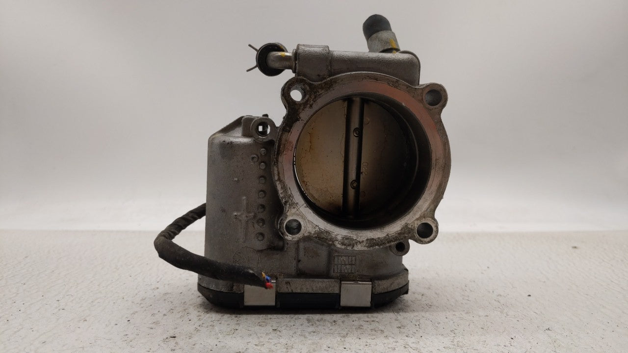 2016-2019 Kia Sorento Throttle Body P/N:0 280 750 618 35100-2G600 Fits Fits 2015 2016 2017 2018 2019 OEM Used Auto Parts - O