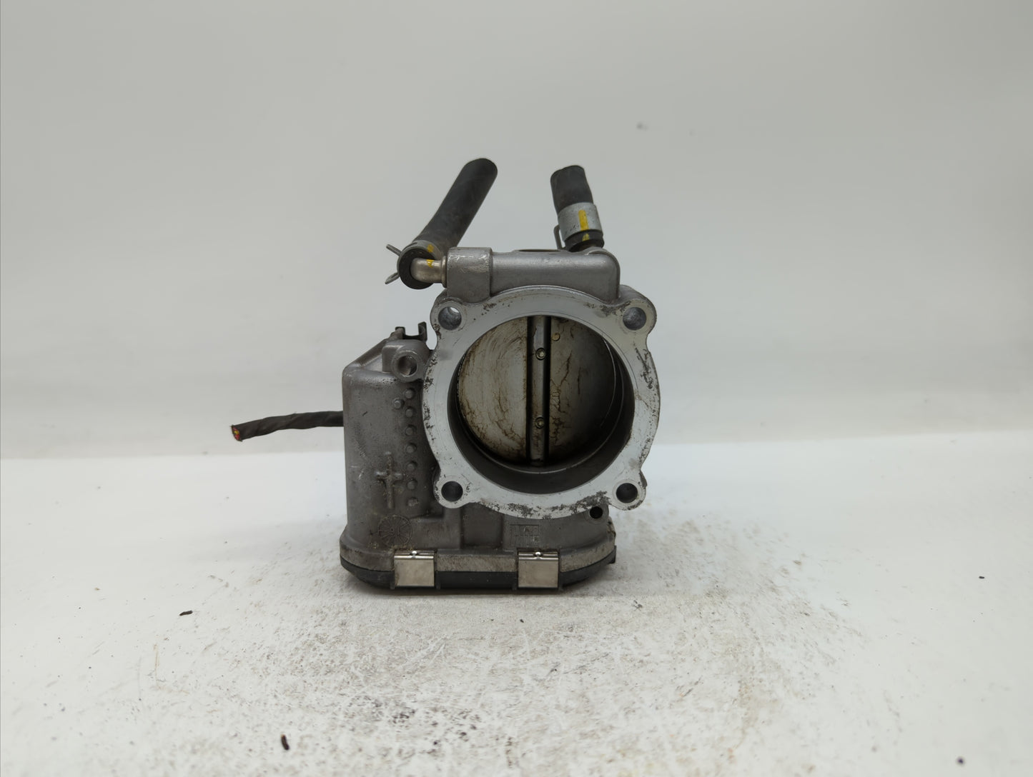 2016-2019 Kia Sorento Throttle Body P/N:35100-2G600 Fits Fits 2015 2016 2017 2018 2019 OEM Used Auto Parts - Oemusedautopart