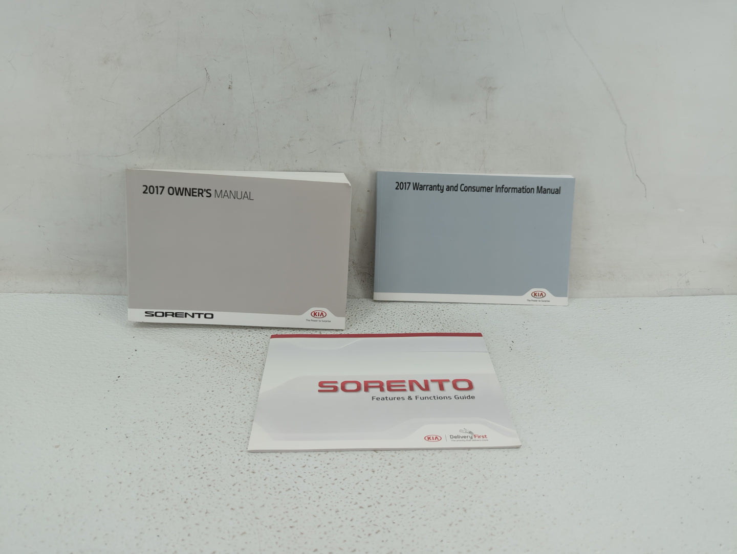2017 Kia Sorento Owners Manual Book Guide OEM Used Auto Parts - Oemusedautoparts1.com