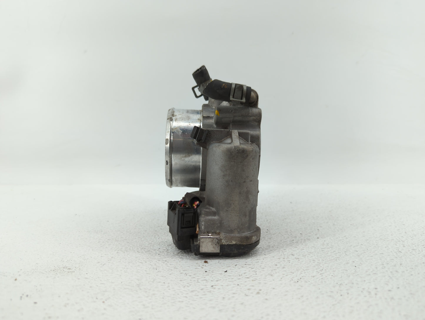 2016-2019 Kia Sorento Throttle Body P/N:0 280 750 618 35100-2G600 Fits Fits 2015 2016 2017 2018 2019 OEM Used Auto Parts - O