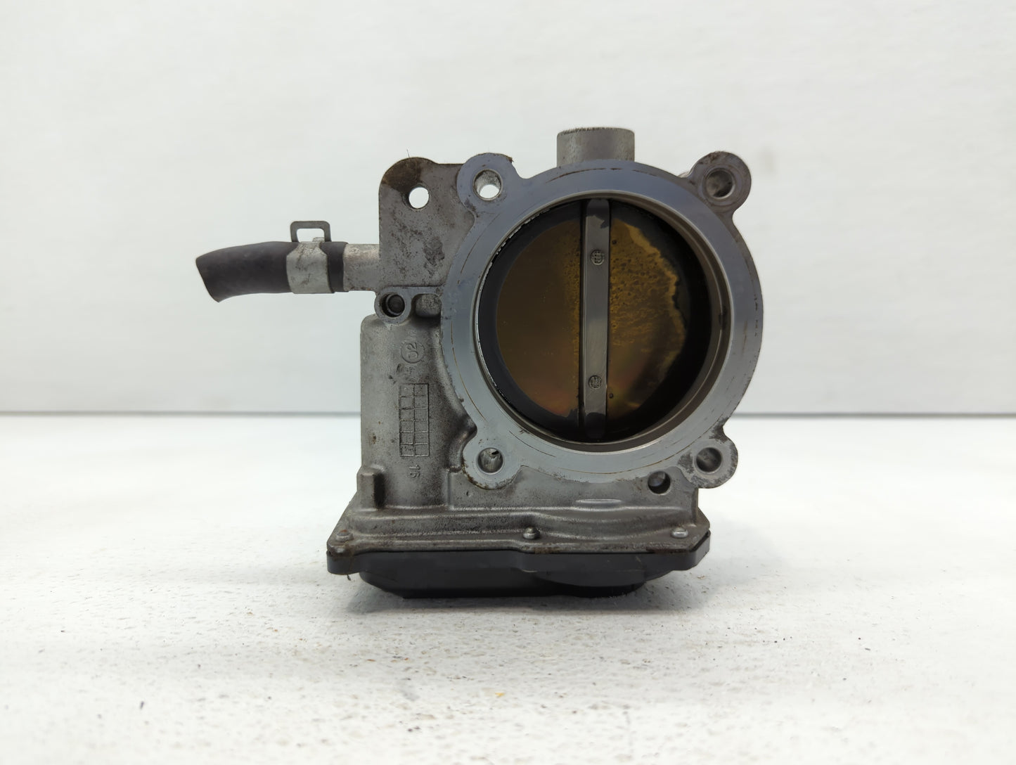 2014-2018 Kia Sorento Throttle Body P/N:35100-3CAA0 Fits Fits 2012 2013 2014 2015 2016 2017 2018 OEM Used Auto Parts - Oemus