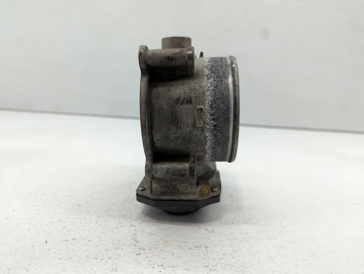 2014-2018 Kia Sorento Throttle Body P/N:35100-3CAA0 Fits Fits 2012 2013 2014 2015 2016 2017 2018 OEM Used Auto Parts - Oemus