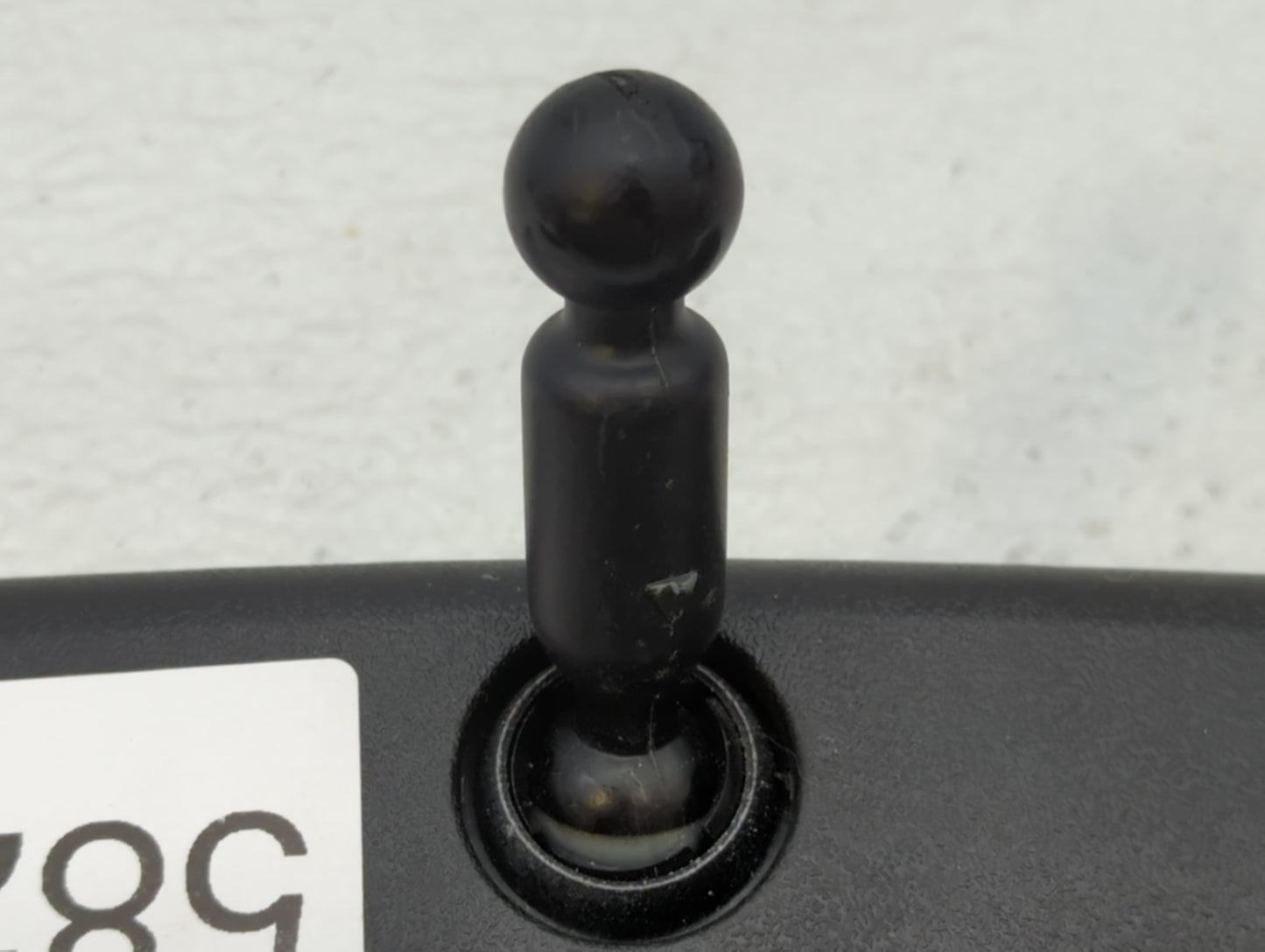 2016-2020 Kia Sorento Interior Rear View Mirror Replacement OEM P/N:E4012143 Fits OEM Used Auto Parts - Oemusedautoparts1.co