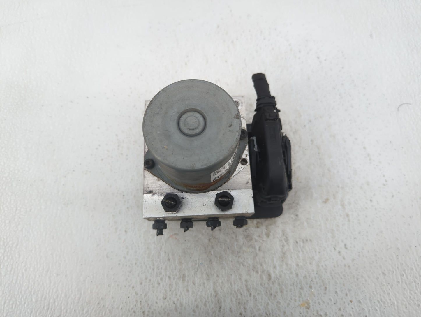 2017 Kia Sorento ABS Pump Control Module Replacement P/N:61589-45100 Fits Fits 2014 2015 2016 OEM Used Auto Parts - Oemuseda
