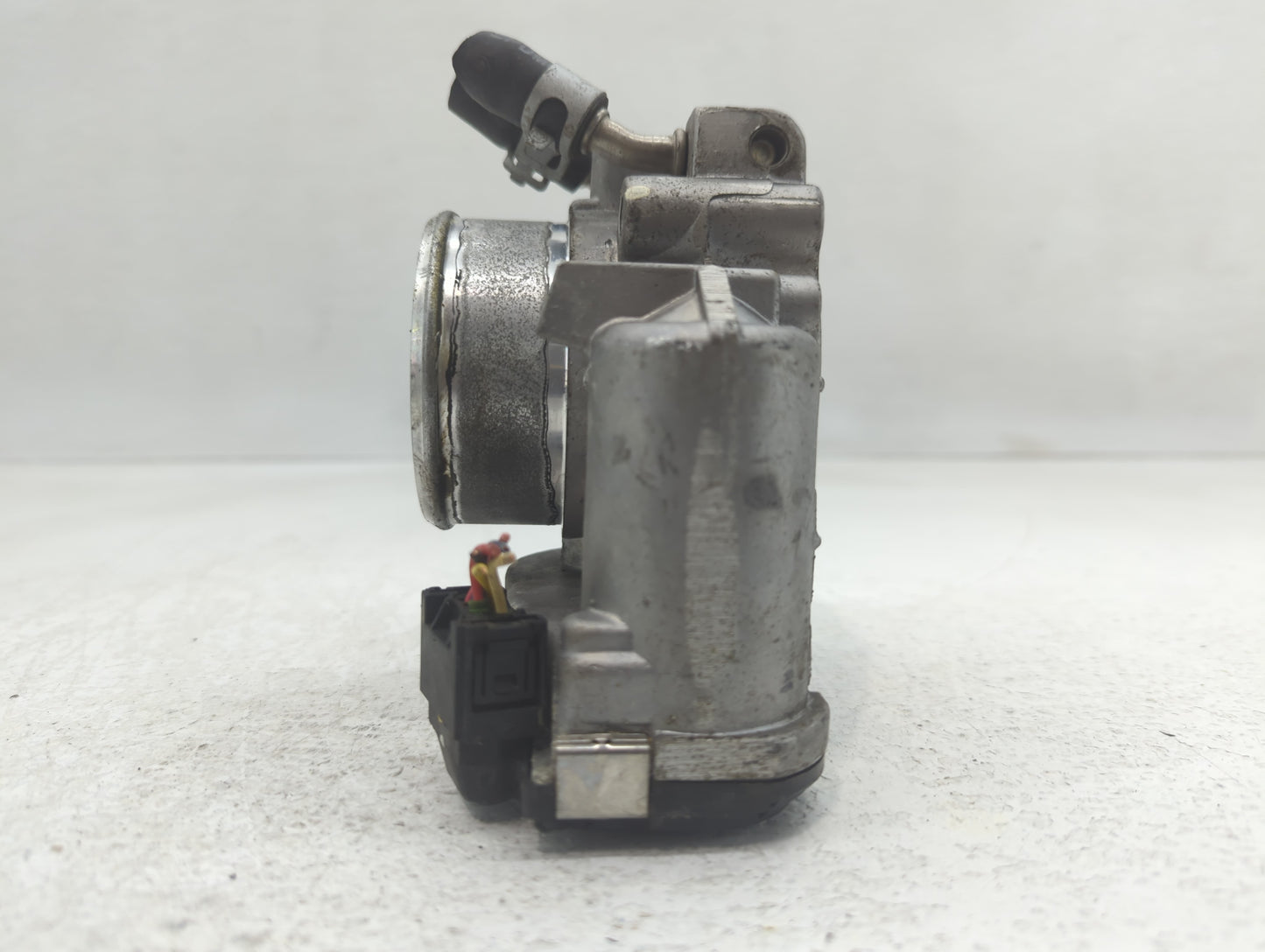 2016-2018 Kia Sorento Throttle Body P/N:0 280 750 616 35100-2G610 Fits Fits 2015 2016 2017 2018 2019 2020 2021 OEM Used Auto