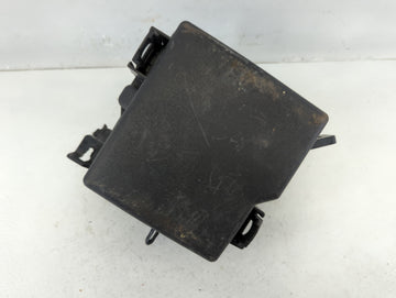 2016-2018 Kia Sorento Fusebox Fuse Box Panel Relay Module P/N:91410-C6013 Fits Fits 2016 2017 2018 OEM Used Auto Parts - Oem