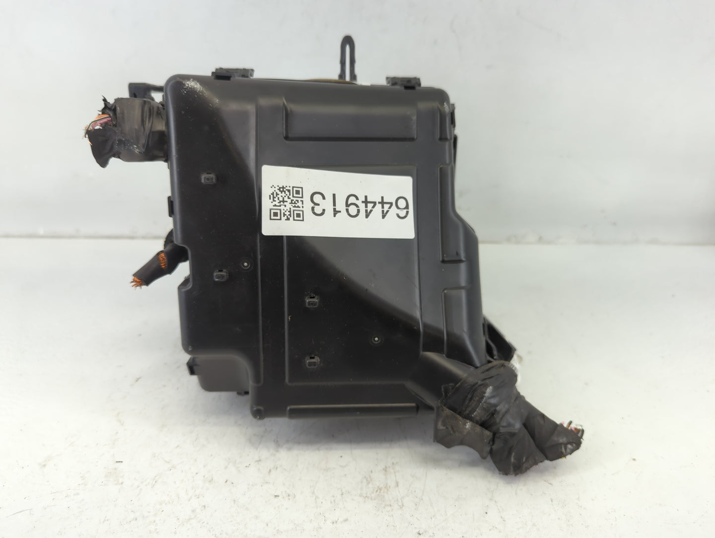 2016-2018 Kia Sorento Fusebox Fuse Box Panel Relay Module P/N:91410-C6013 Fits Fits 2016 2017 2018 OEM Used Auto Parts - Oem