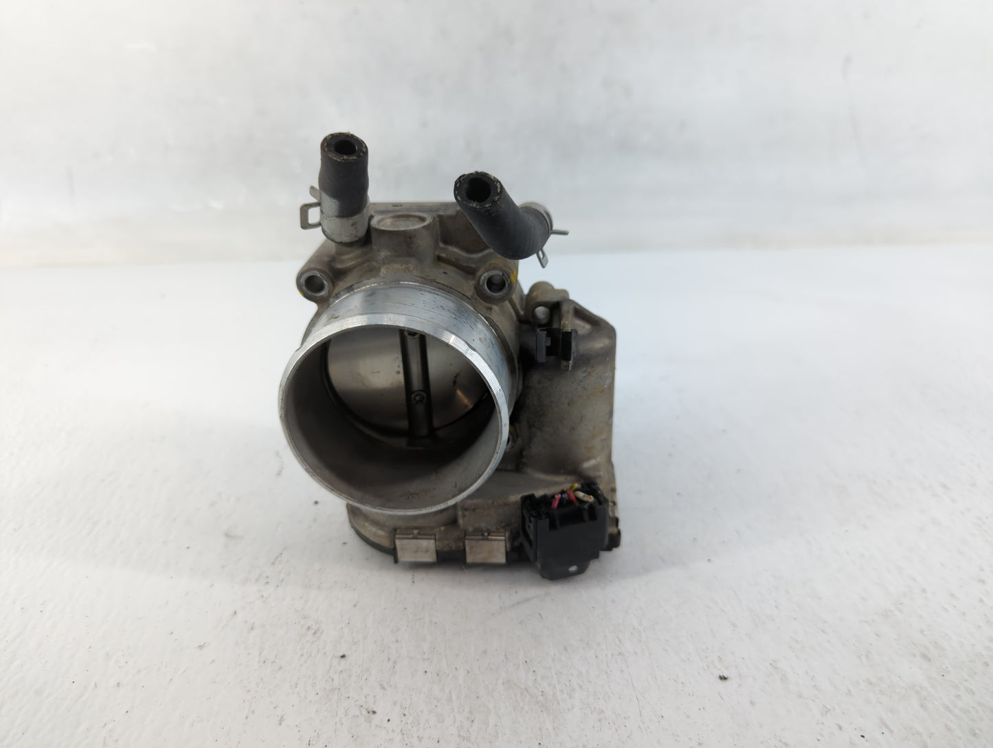 2016-2020 Kia Sorento Throttle Body P/N:35100-2G600 Fits Fits 2015 2016 2017 2018 2019 2020 2021 OEM Used Auto Parts - Oemus