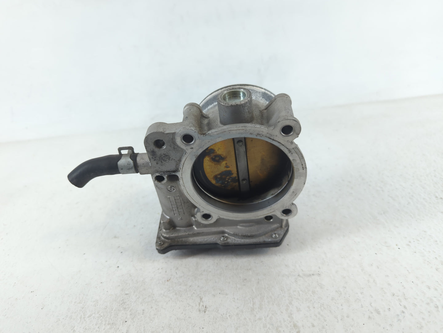 2014-2018 Kia Sorento Throttle Body P/N:35100-3CAA0 Fits Fits 2012 2013 2014 2015 2016 2017 2018 OEM Used Auto Parts - Oemus