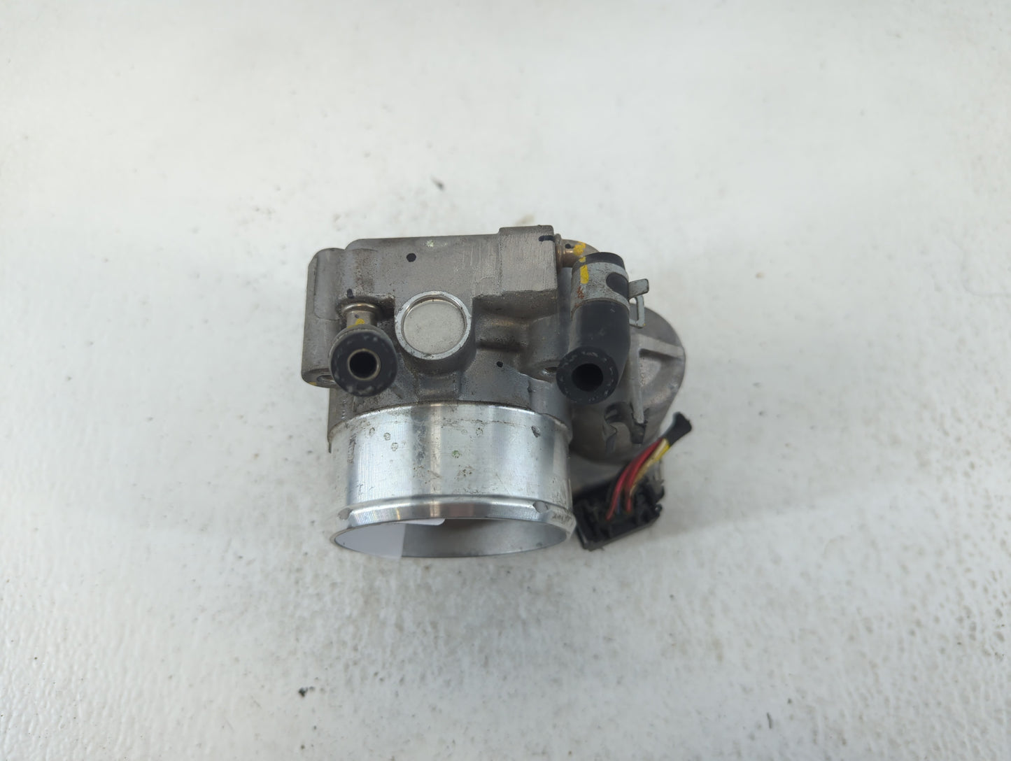 2016-2020 Kia Sorento Throttle Body P/N:35100-2G600 Fits Fits 2015 2016 2017 2018 2019 2020 2021 OEM Used Auto Parts - Oemus