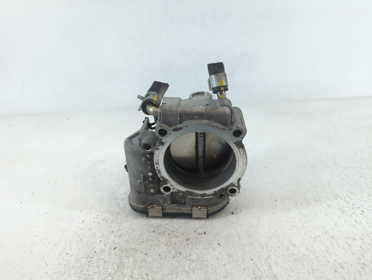 2016-2020 Kia Sorento Throttle Body P/N:35100-2G600 Fits Fits 2015 2016 2017 2018 2019 2020 2021 OEM Used Auto Parts - Oemus