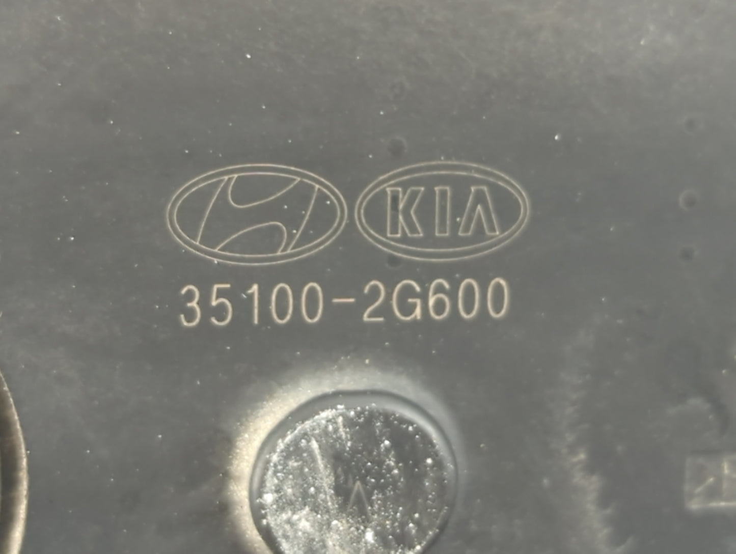 2016-2020 Kia Sorento Throttle Body P/N:35100-2G600 Fits Fits 2015 2016 2017 2018 2019 2020 2021 OEM Used Auto Parts - Oemus