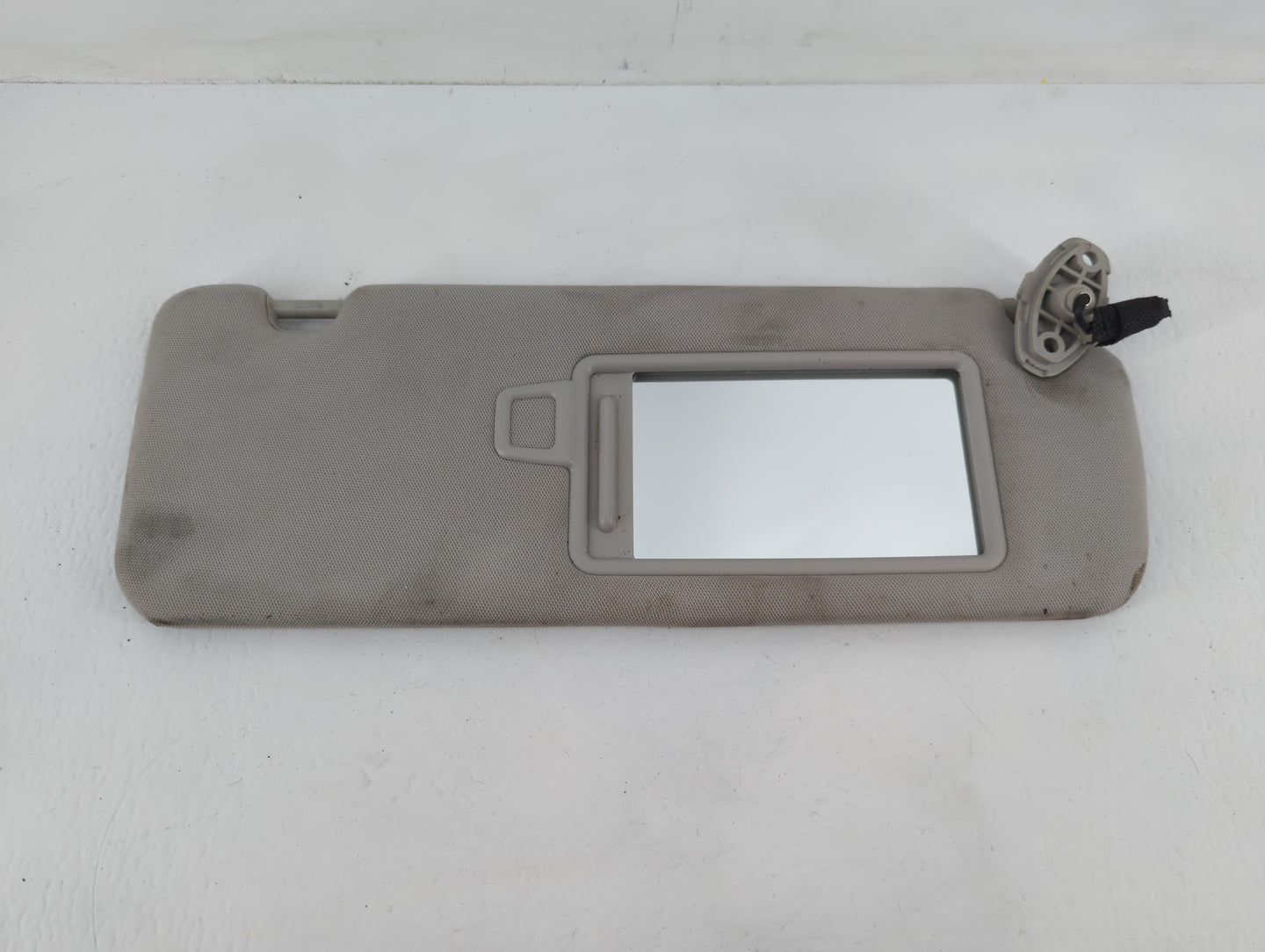2016-2020 Kia Sorento Sun Visor Shade Replacement Passenger Right Mirror Fits Fits 2016 2017 2018 2019 2020 OEM Used Auto Pa