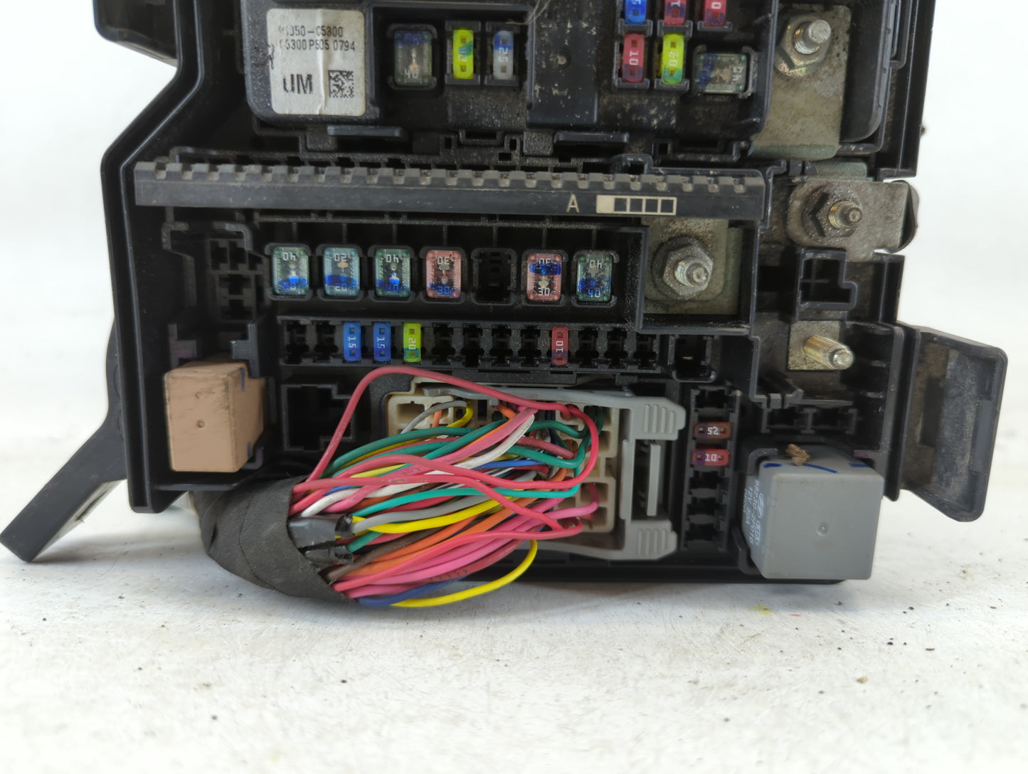 2016-2018 Kia Sorento Fusebox Fuse Box Panel Relay Module P/N:91 200C6731UA Fits Fits 2016 2017 2018 OEM Used Auto Parts - O