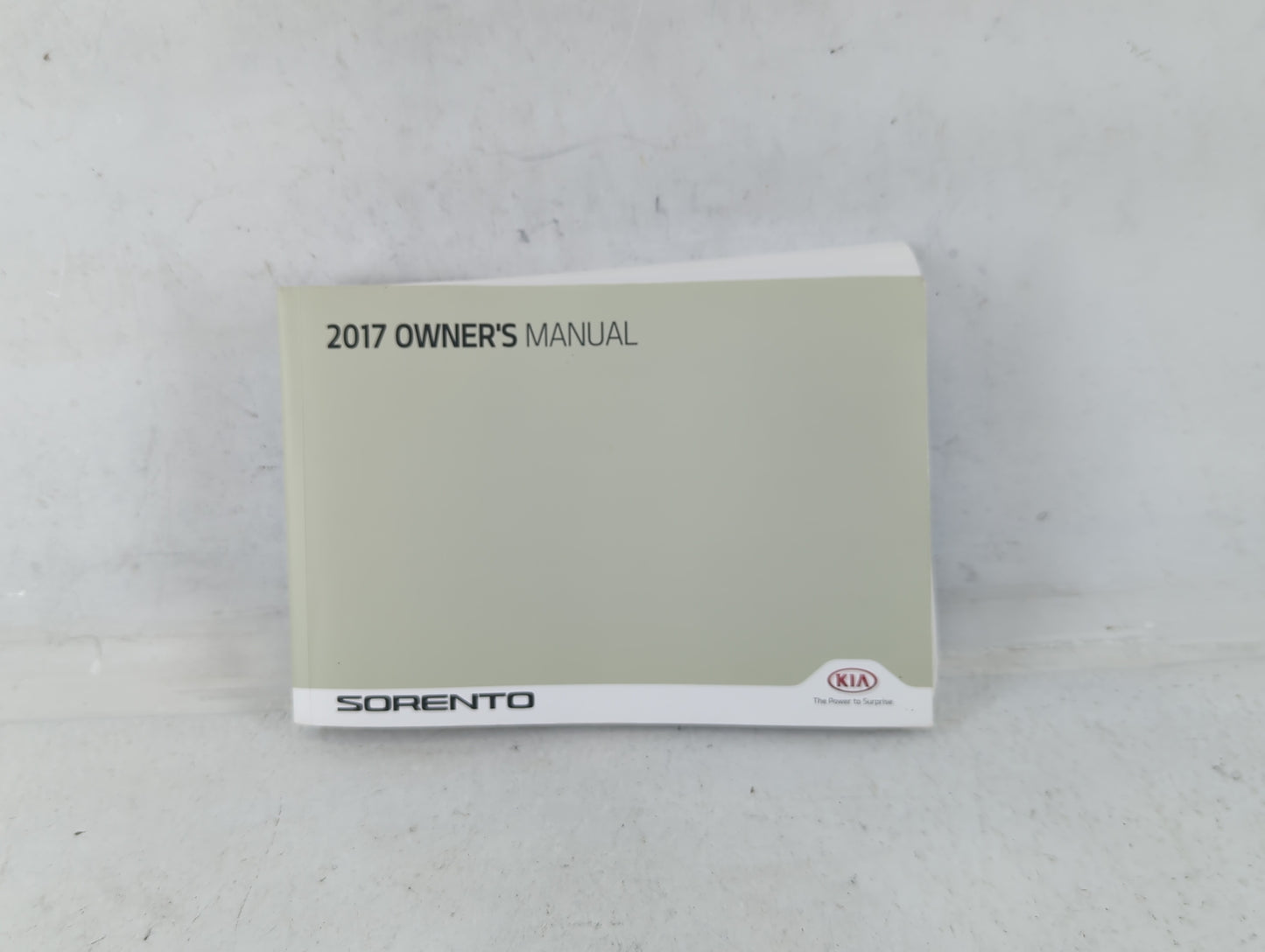 2017 Kia Sorento Owners Manual Book Guide P/N:HXG5-EU71H OEM Used Auto Parts - Oemusedautoparts1.com