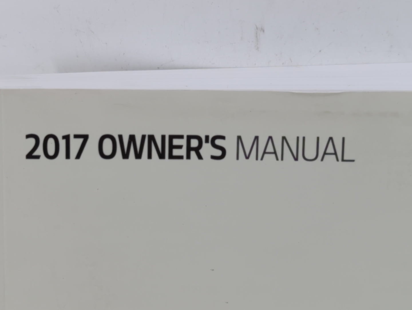 2017 Kia Sorento Owners Manual Book Guide P/N:HXG5-EU731 OEM Used Auto Parts - Oemusedautoparts1.com