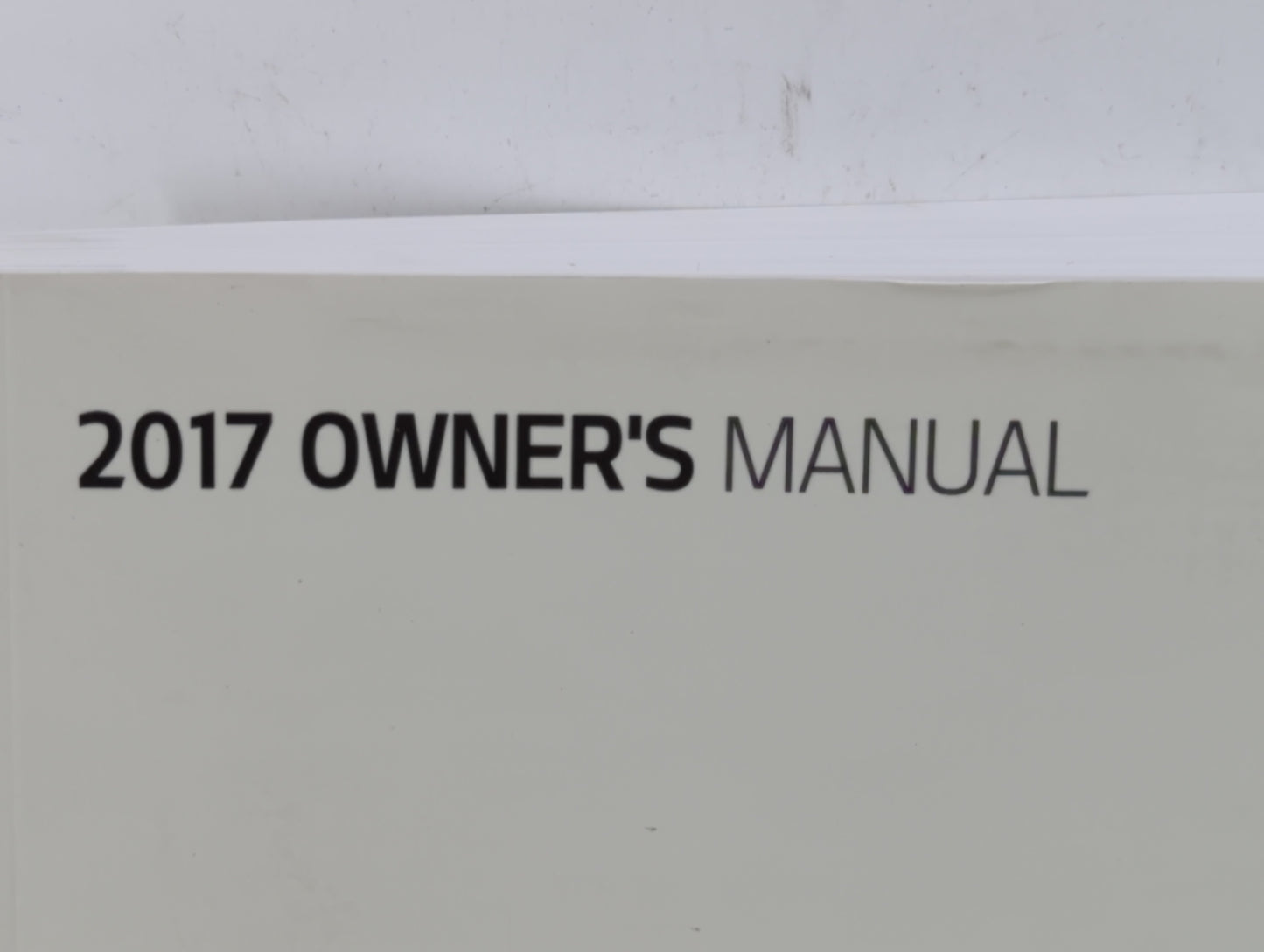2017 Kia Sorento Owners Manual Book Guide P/N:HXG5-EU731 OEM Used Auto Parts - Oemusedautoparts1.com