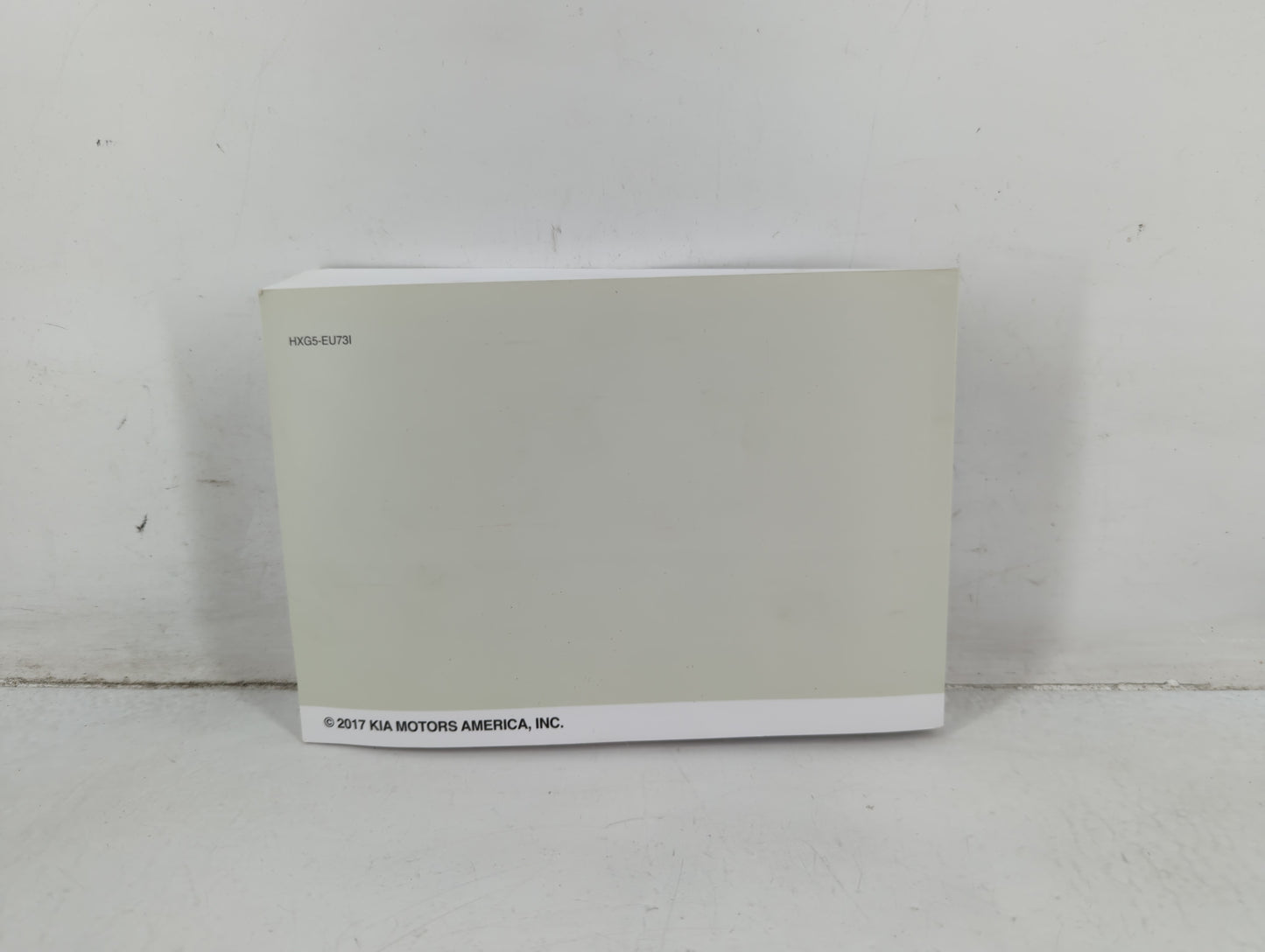 2017 Kia Sorento Owners Manual Book Guide P/N:HXG5-EU731 OEM Used Auto Parts - Oemusedautoparts1.com