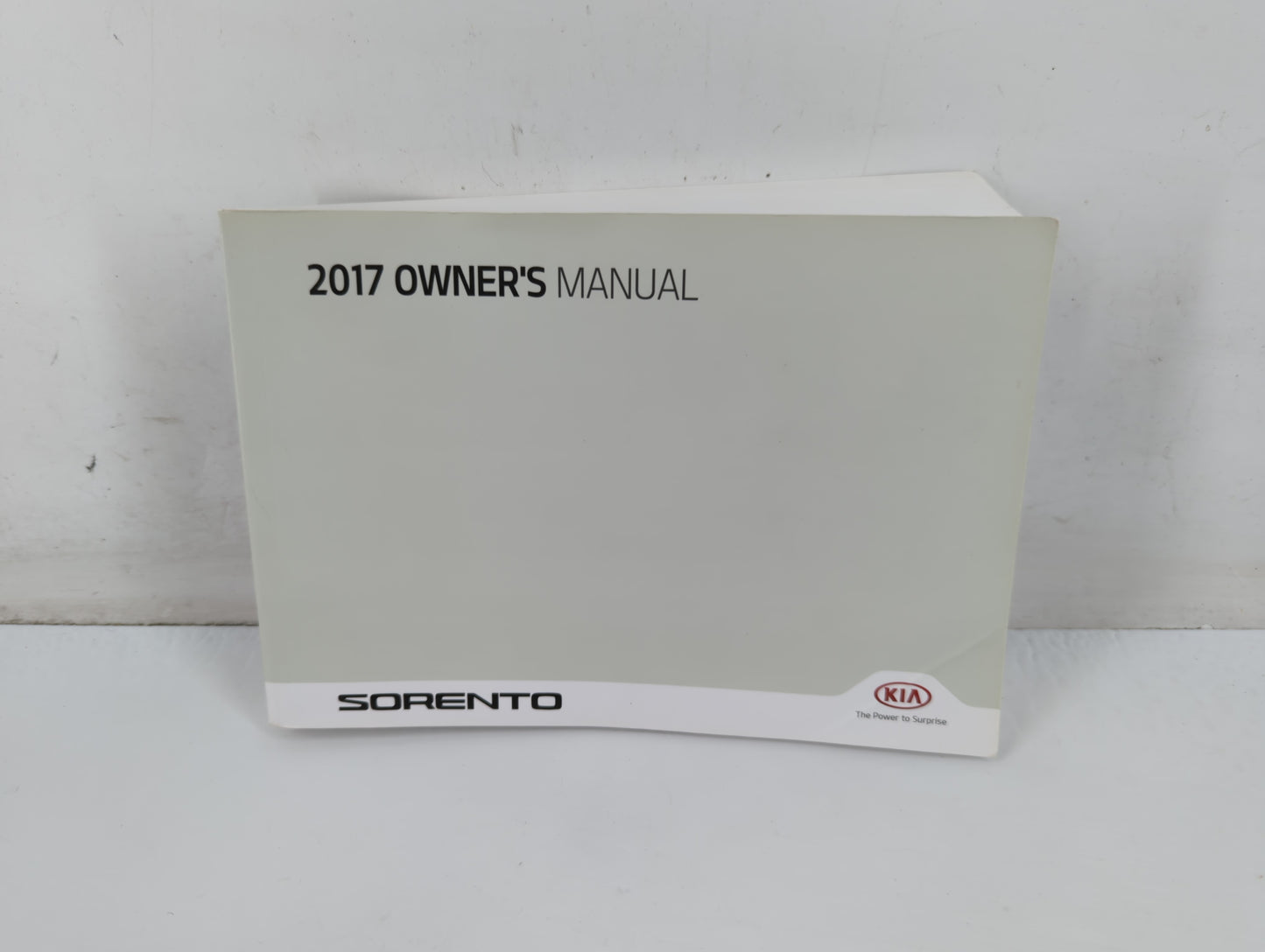 2017 Kia Sorento Owners Manual Book Guide P/N:HXG1-EC6DEE OEM Used Auto Parts - Oemusedautoparts1.com