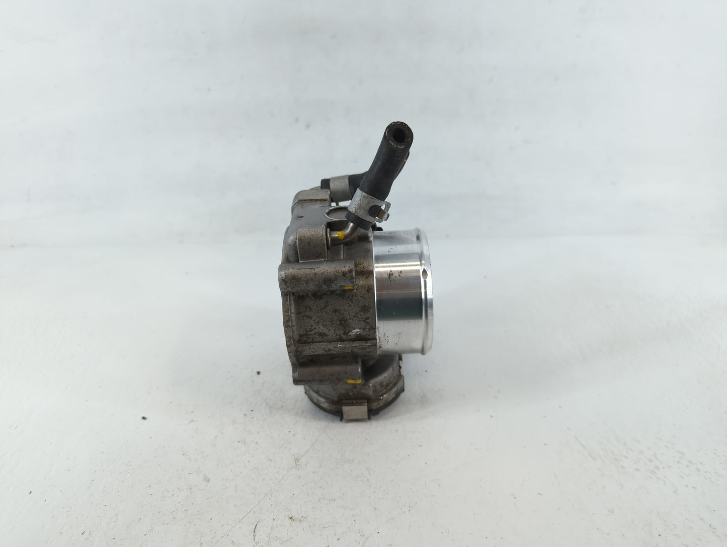 2016-2020 Kia Sorento Throttle Body P/N:35100-2G600 Fits Fits 2015 2016 2017 2018 2019 2020 2021 OEM Used Auto Parts - Oemus
