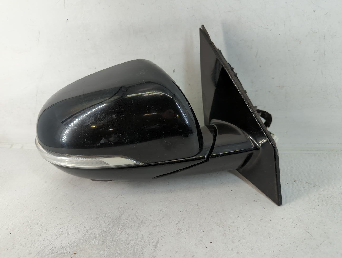 2017-2020 Kia Sorento Passenger Side View Mirror - Right Door Mirror OEM Used - Oemusedautoparts1.com