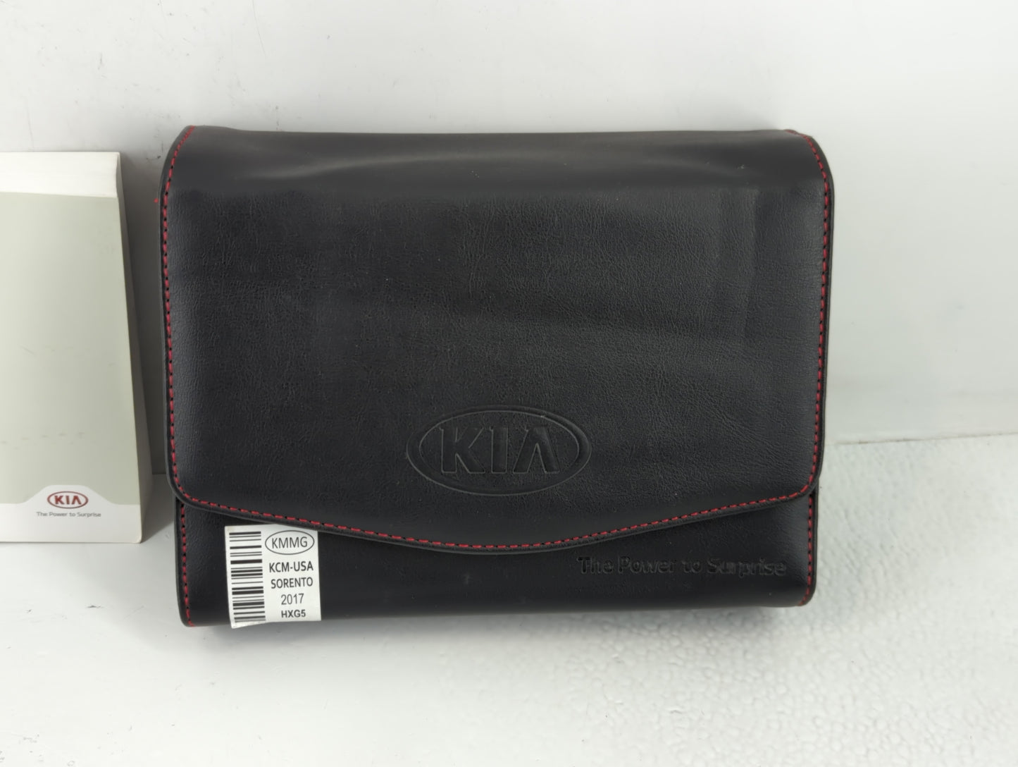 2017 Kia Sorento Owners Manual Book Guide P/N:HXG5-EU68D OEM Used Auto Parts - Oemusedautoparts1.com