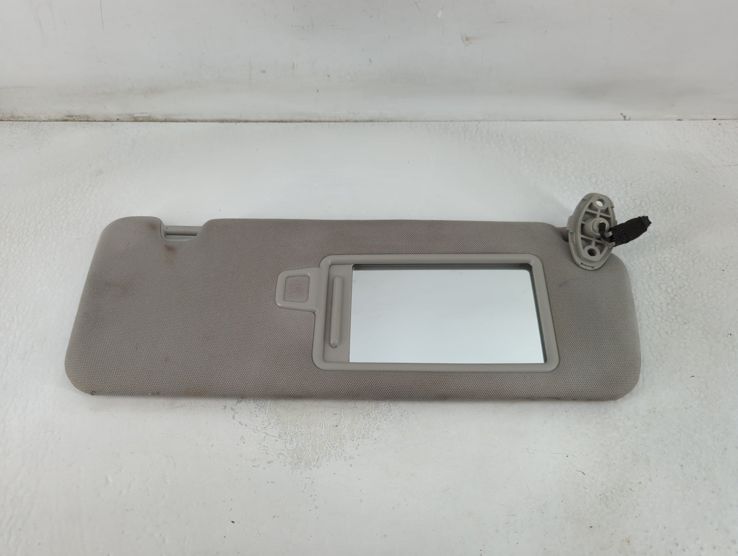 2016-2020 Kia Sorento Sun Visor Shade Replacement Passenger Right Mirror Fits Fits 2016 2017 2018 2019 2020 OEM Used Auto Pa